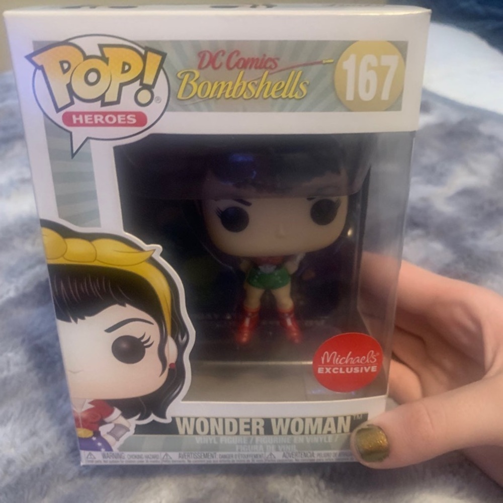 Funko Pop 167 DC Comics Bombshells Wonder Woman Holiday version